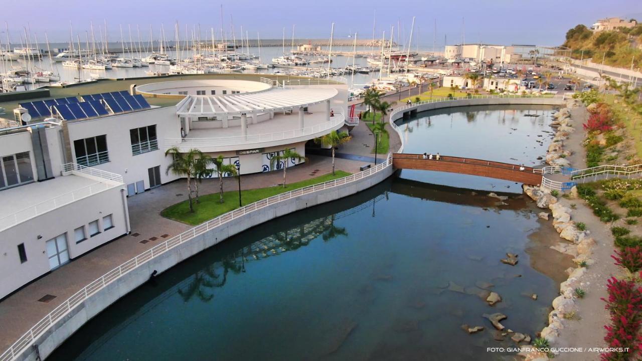 Sestante Marina Motel 卡普多兰多 外观 照片